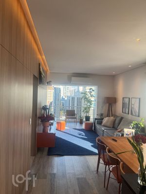 Image 4 - 874334