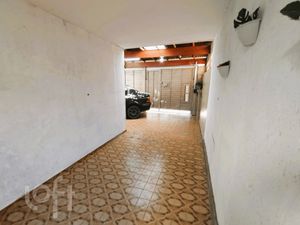 Image 10 - 874336