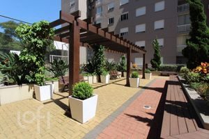 Image 13 - 874348