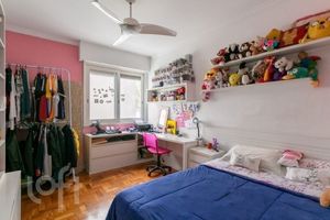 Image 15 - 874349