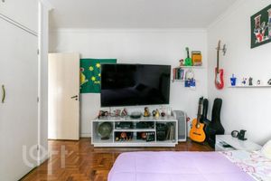 Image 14 - 874349