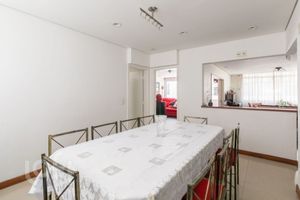 Image 4 - 874349
