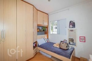 Image 18 - 874355