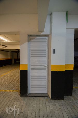 Image 22 - 874368