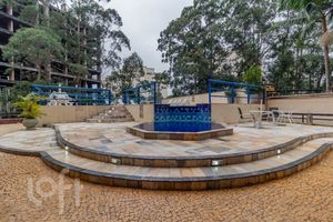 Image 21 - 874373