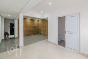 Image 31 - 874376