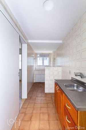 Image 9 - 874396