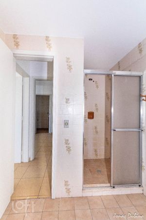 Image 8 - 874396