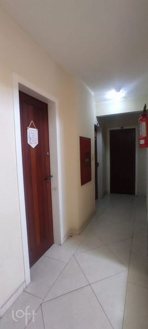 Image 7 - 874397