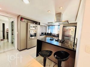Image 7 - 874399