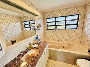 Image 19 - 874399