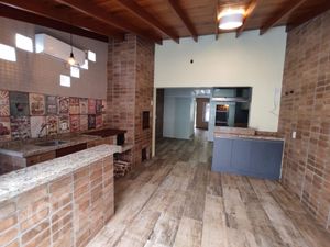 Image 10 - 874407