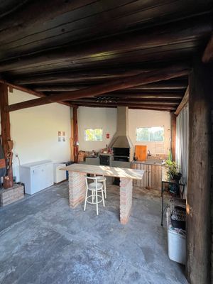 Image 18 - 874408
