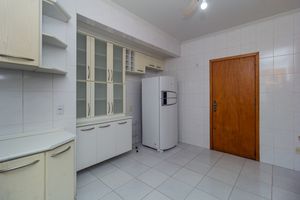 Image 23 - 874414