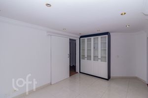 Image 11 - 874416
