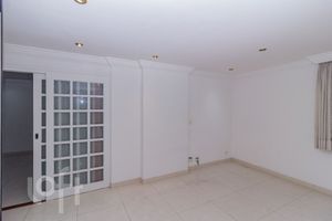 Image 13 - 874416
