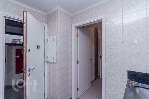 Image 44 - 874416