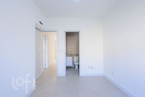 Image 3 - 874428