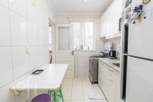 Image 9 - 874434