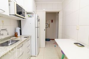 Image 11 - 874434