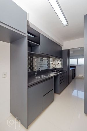 Image 8 - 874437
