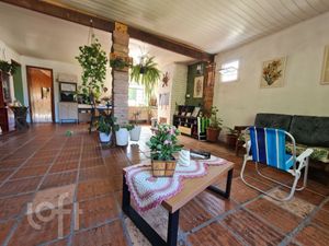 Image 10 - 874440