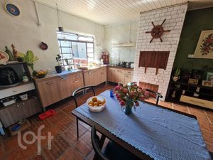 Image 8 - 874440