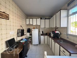 Image 12 - 874442