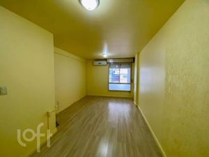 Image 4 - 874448