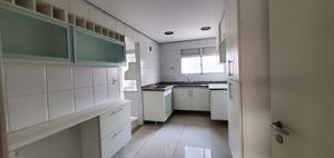 Image 4 - 874469
