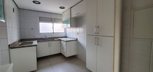 Image 5 - 874469