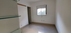 Image 6 - 874469