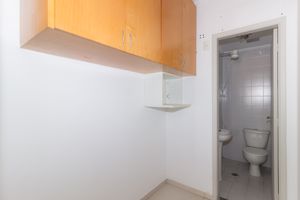 Image 9 - 874469