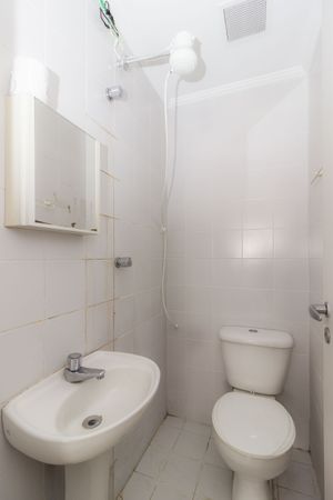 Image 11 - 874469
