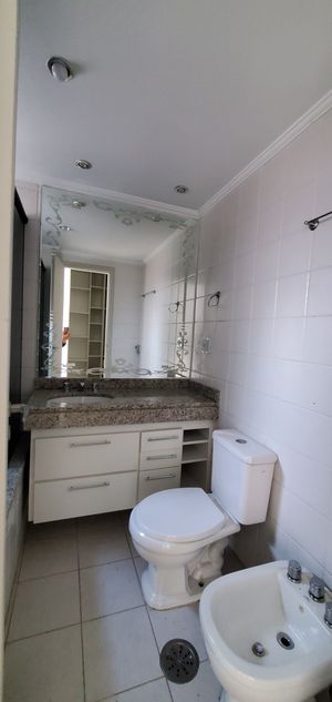 Image 17 - 874469