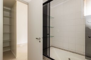 Image 35 - 874469