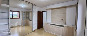 Image 11 - 874477