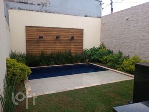 Image 7 - 874489