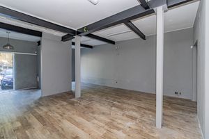 Image 1 - 874493