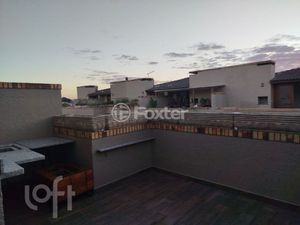 Image 21 - 874498