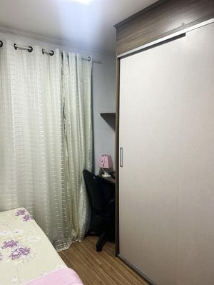 Image 8 - 874502