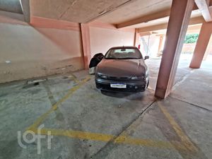 Image 10 - 874517