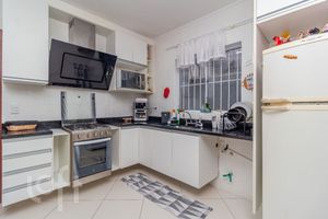 Image 10 - 874522