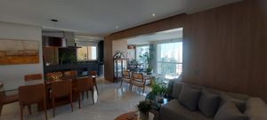 Image 4 - 874537