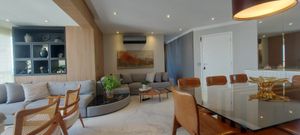 Image 12 - 874537