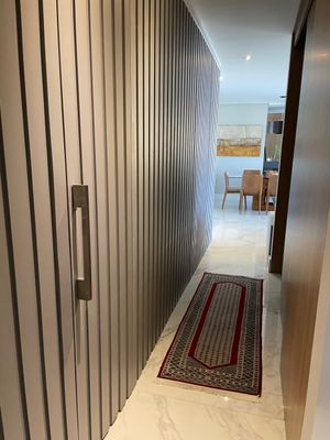 Image 14 - 874537
