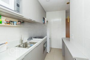Image 13 - 874538