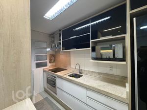 Image 8 - 874549