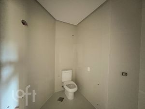 Image 17 - 874551