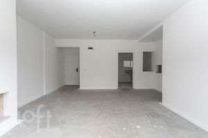 Image 32 - 874558